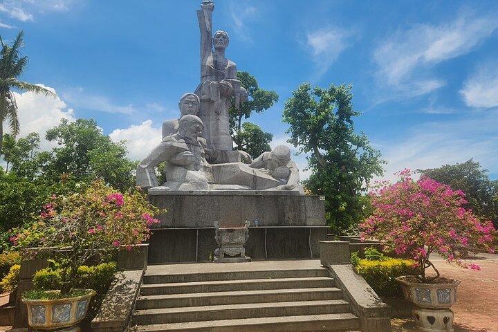 Private Day Trip To Visit MY LAI MASSACRE from Hoi an or Da Nang City