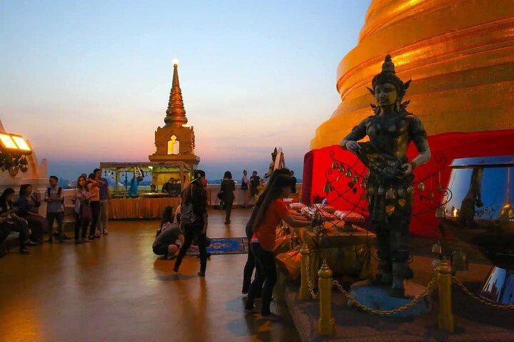 Bangkok Tuk Tuk Tour - Hotel-pickup & Dinner