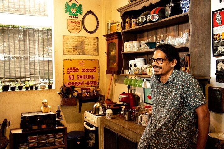 An Artist And Hearts In Colombo