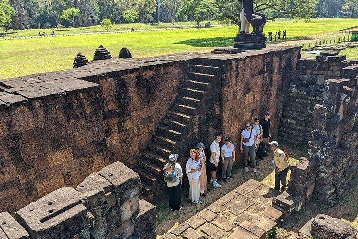 Private Tour at Angkor Wat at Sunrise