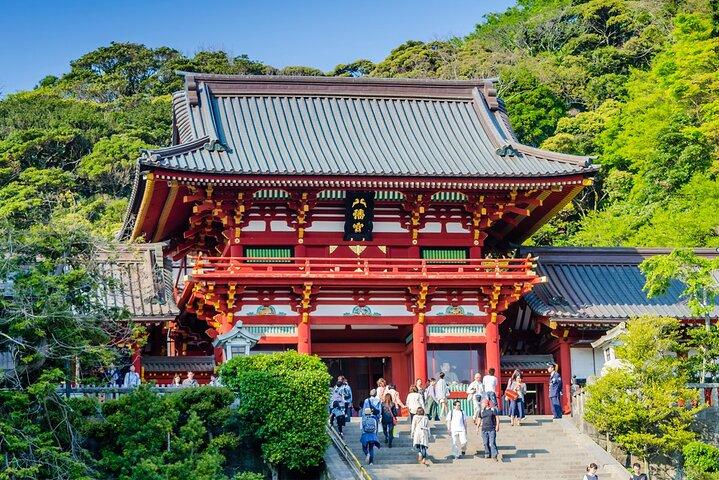 From Tokyo Kamakura, Hachimangu Shrine and Enoshima Full Day Tour