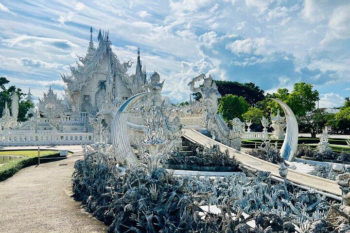 Chiang Rai: Discover 7 Must-See Spots & Lunch Buffet