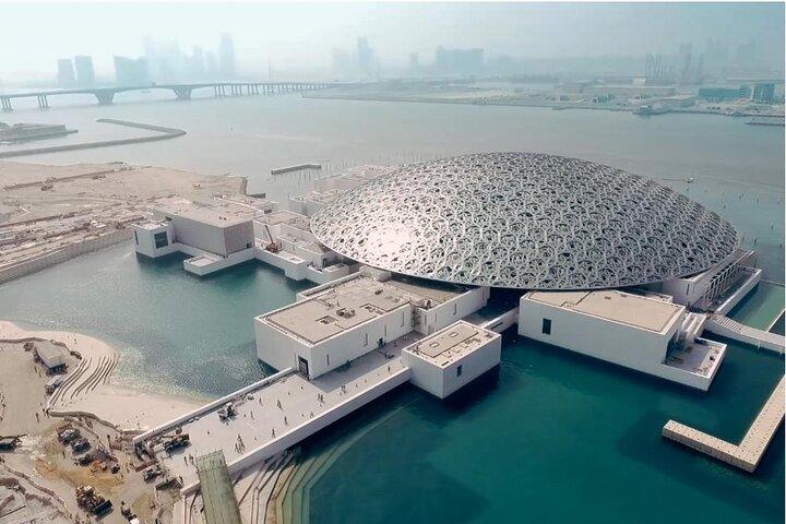 Abu Dhabi Tour - A Journey Through History, Culture and Luxury