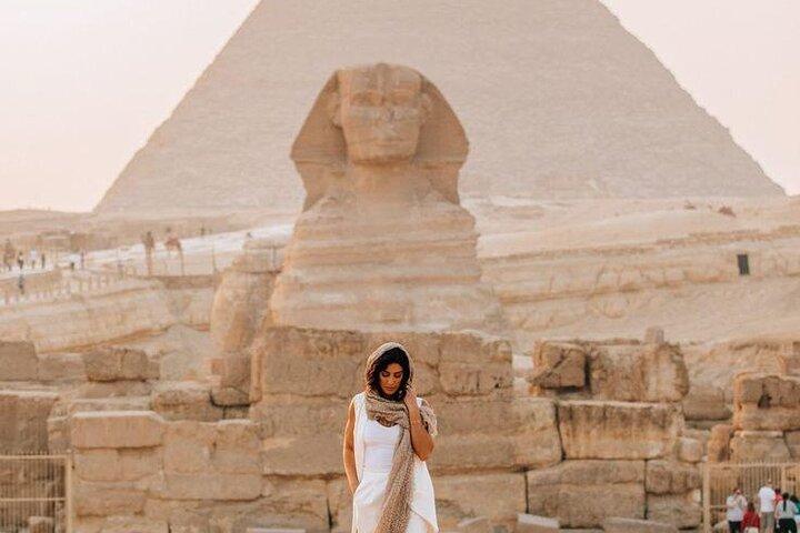 Private Day Tour to Giza Pyramids & Sphinx, Memphis and Saqqara