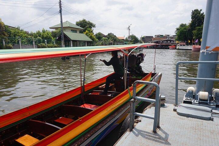 Bangkok Yai Local Canal Tour with Longtail Boat