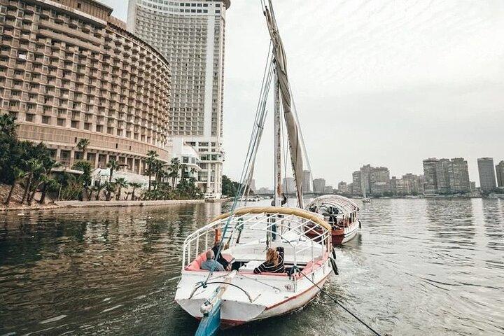 Giza Pyramids Tour With Lunch and Felucca Ride on the Nile