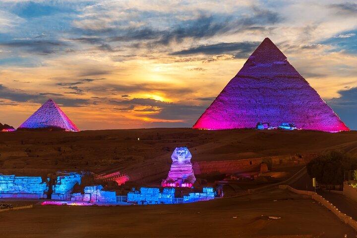 Cairo: Sound and light show with Dinner with Pyramids view