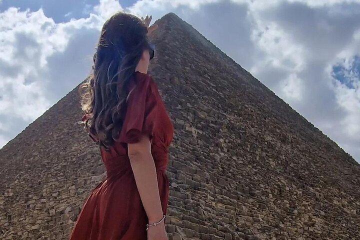 Private Full day Tour to Pyramids, Egyptian Museum and Bazaar