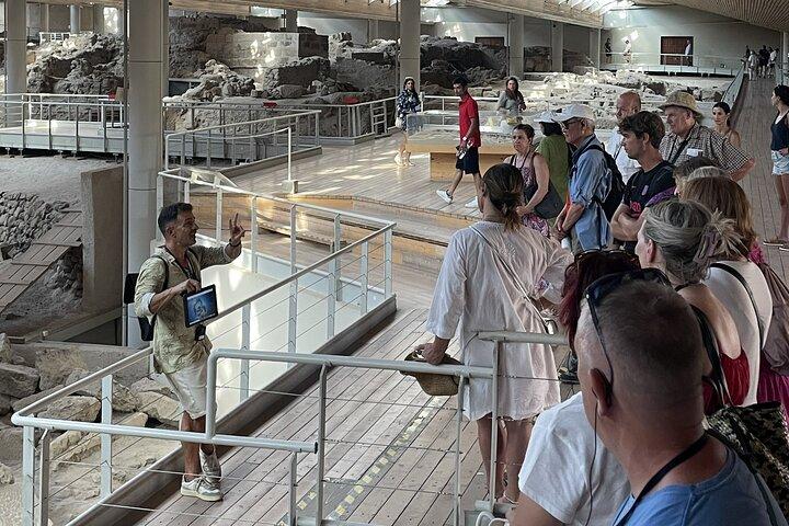 Akrotiri Private Guided Tour with an Archaeologist