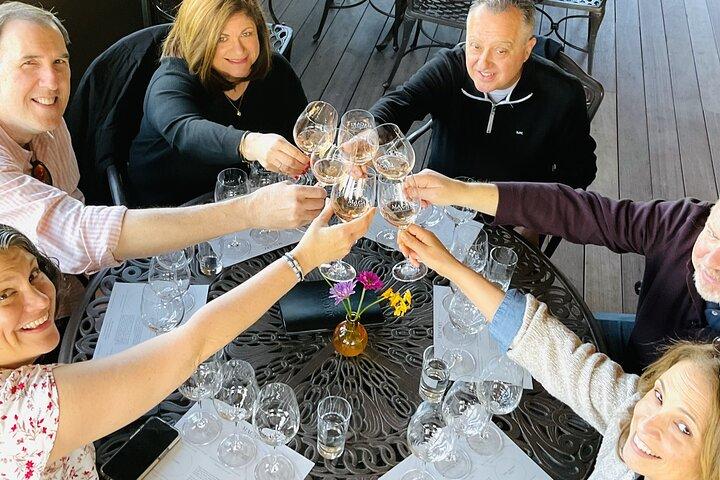 Half Day(AM) North Fork Private Wine & Food Tour by Local Expert