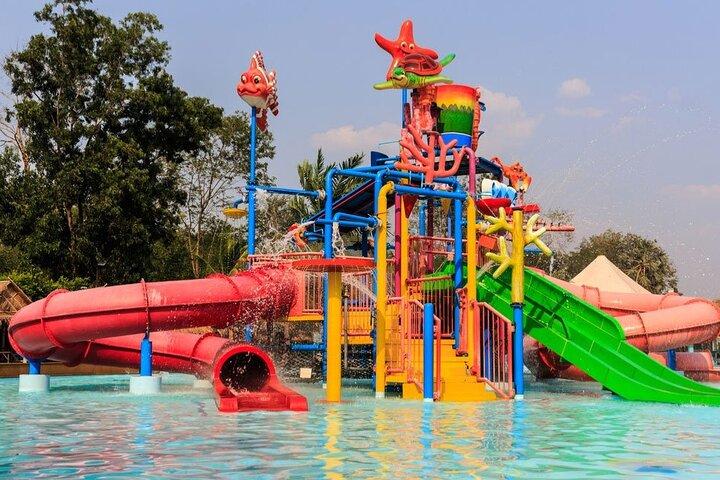 Bangkok Dream World ticket with Private Transfer