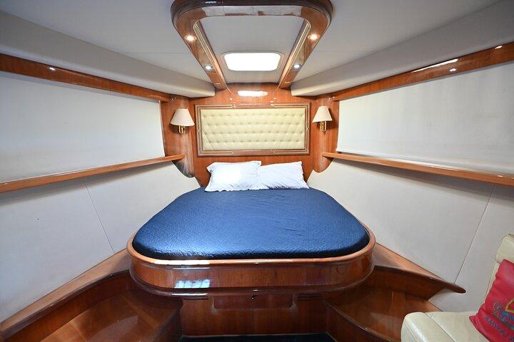 2 Hour Private Luxury Yacht Rental