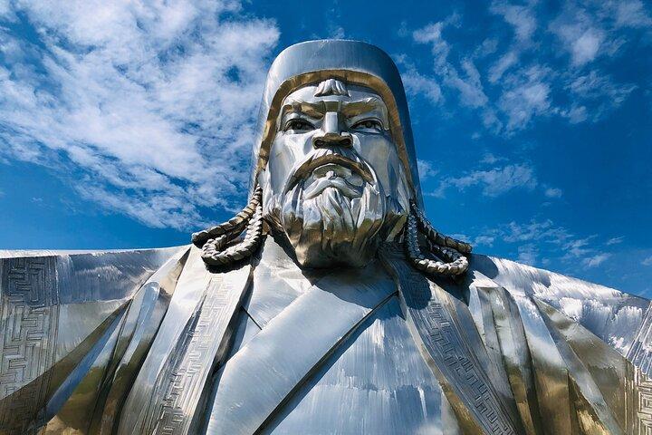 Full Day Chinggis Khaan Statue & Terelj NP Tour +Horseride, Eagle
