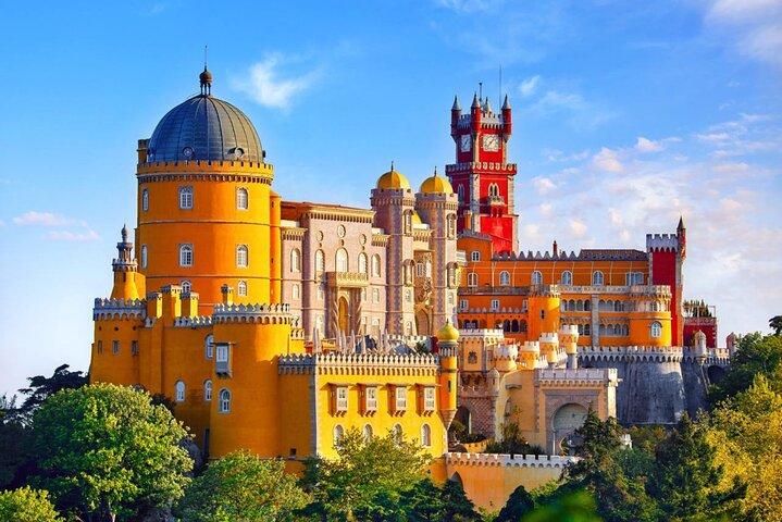 Pena Palace, Sintra, Roca Cape & Cascais on comfortable van