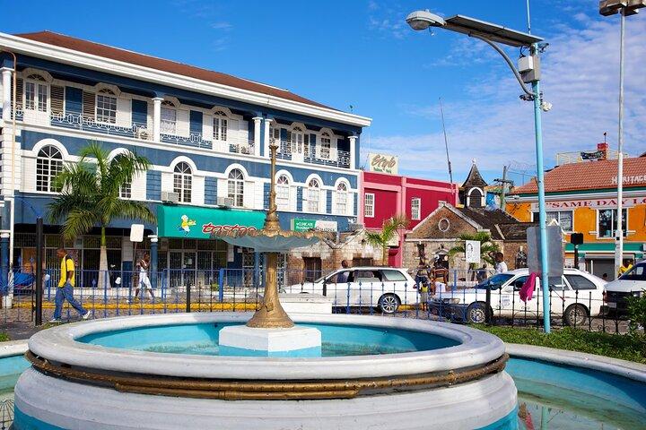 Montego Bay City Highlights & Sightseeing Tour with Shopping