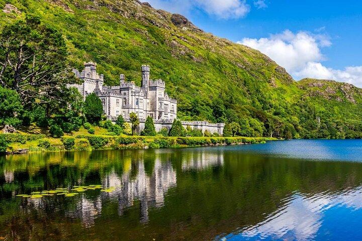 10 Day London, Dublin and Ireland Tour by Ferry and Rail