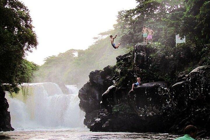 All inclusive CATAMARAN with BBQ : Ile aux cerf & GRSE waterfall