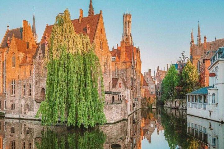 Private Transfer from Bruges to Brussels By Business car