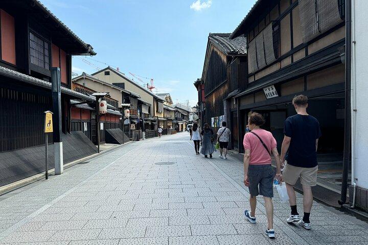 Kyoto: Half-Day Private Tour Gion Geisha Districts & Kiyomizu