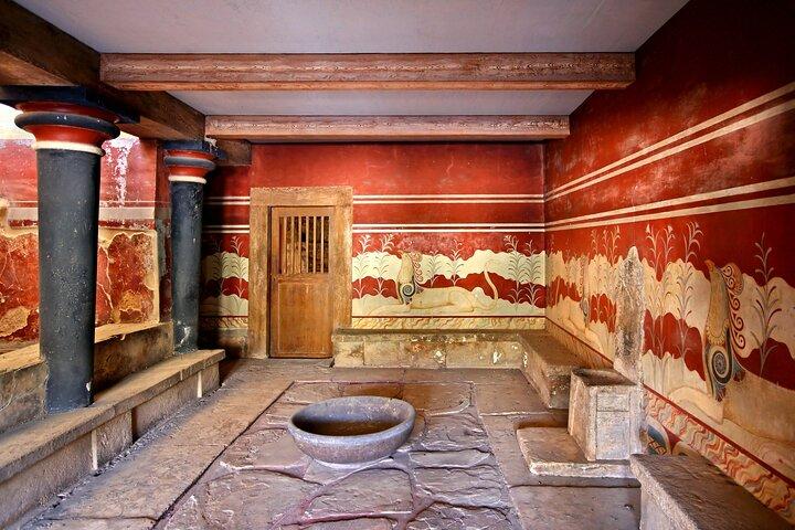Crete Shore Trip & Knossos Palace from Heraklion (Iraklion) Port