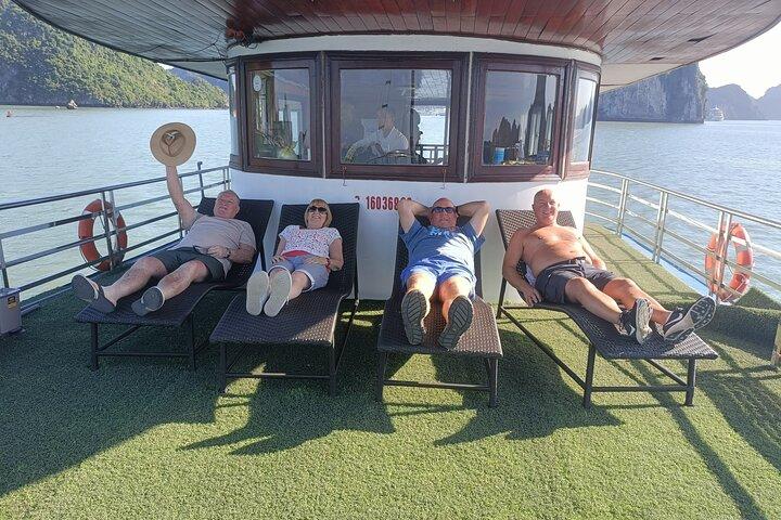 Shore Excursion: Wonderful Heritage Day Cruise at Halong Bay