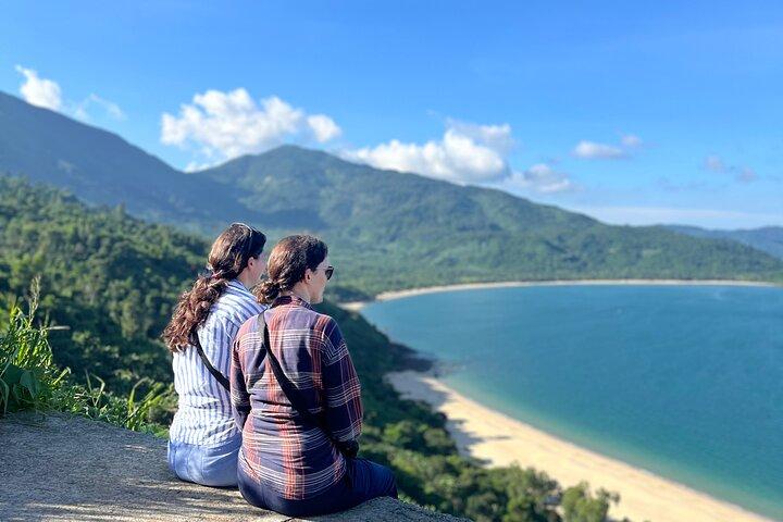 Hai Van Pass Motorbike Tour with Easy Rider