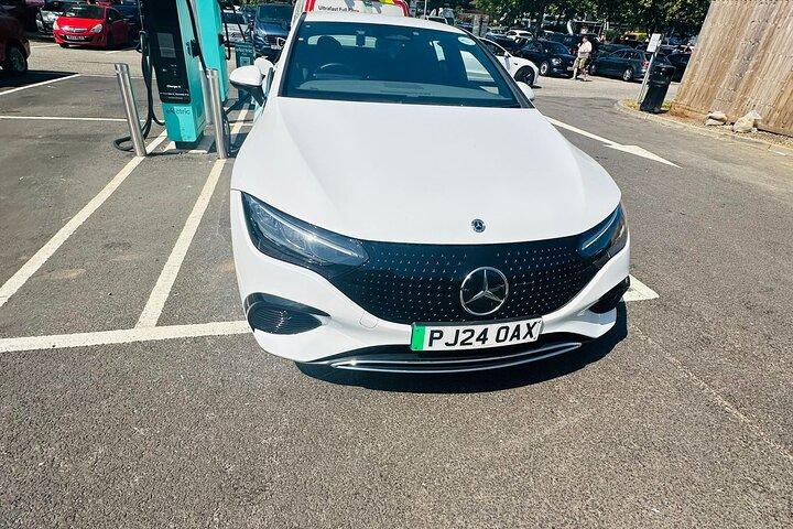 One Way Taxi Transfer from Gatwick Airport to Portsmouth Seaport