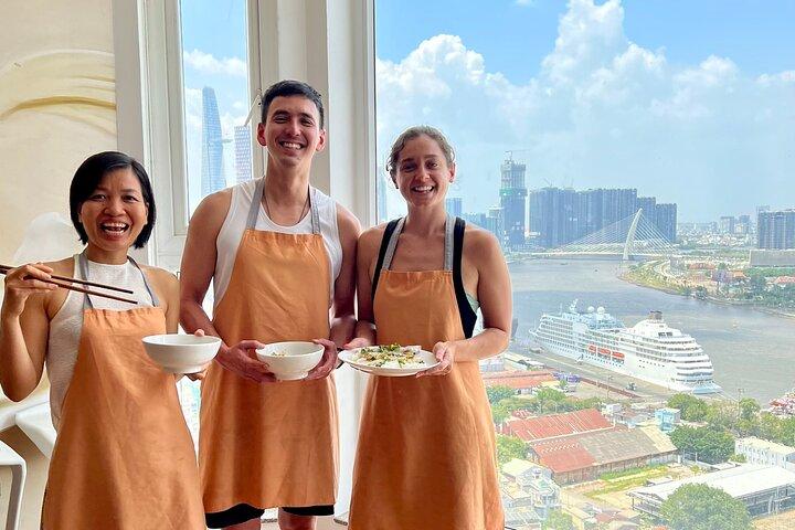 Top-rated Home Cooking Class with a River View AC Kitchen
