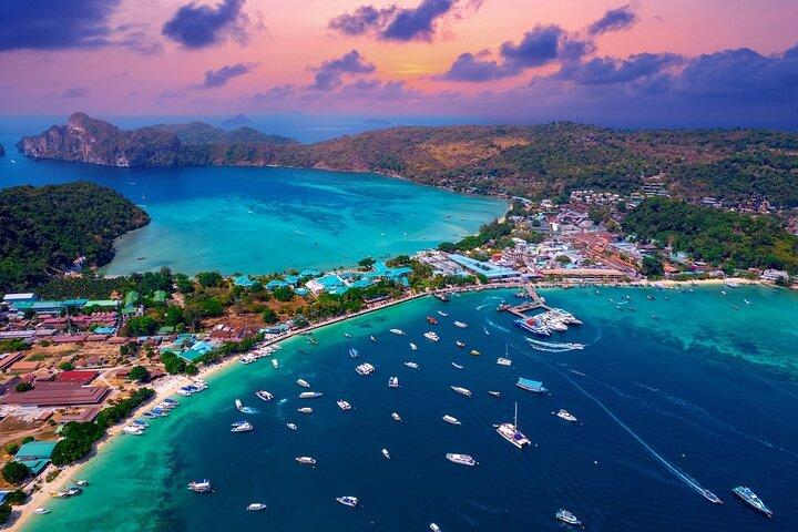 Phi Phi Islands , Khai Island & Maya Bay by Speedboat