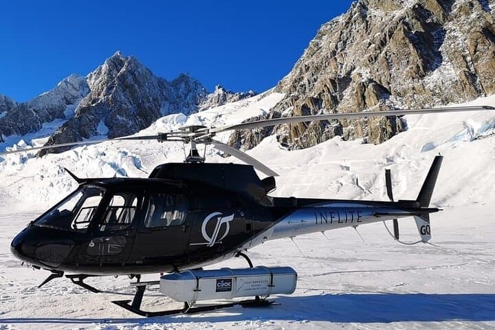 10 Day North to South Island NZ Private Tour from Auckland