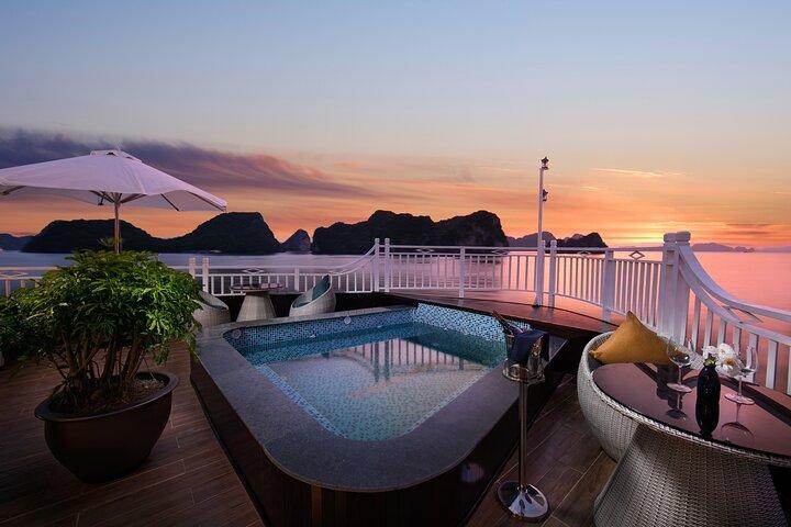 From Hanoi: 2-Day Halong Bay Escape on Hermes Luxury Cruise