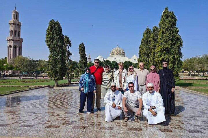 Muscat: City Highlights Experience with Transfer