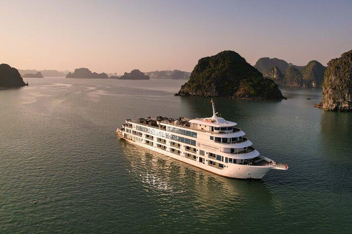 Boss Cruise Full Day Explore Halong Bay