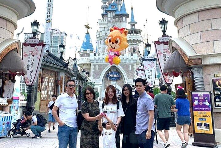 Lotte World 1Day Pass+Obesrvatoy+Private round transfer(Seoul)