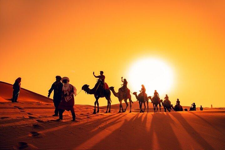 6 hours Premium Desert Safari in Dubai Red Dunes