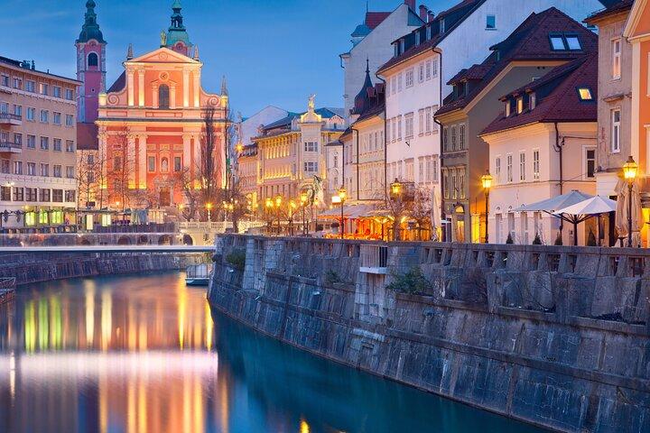 Ljubljana Scavenger Hunt & Highlights Self-Guided Walking Tour