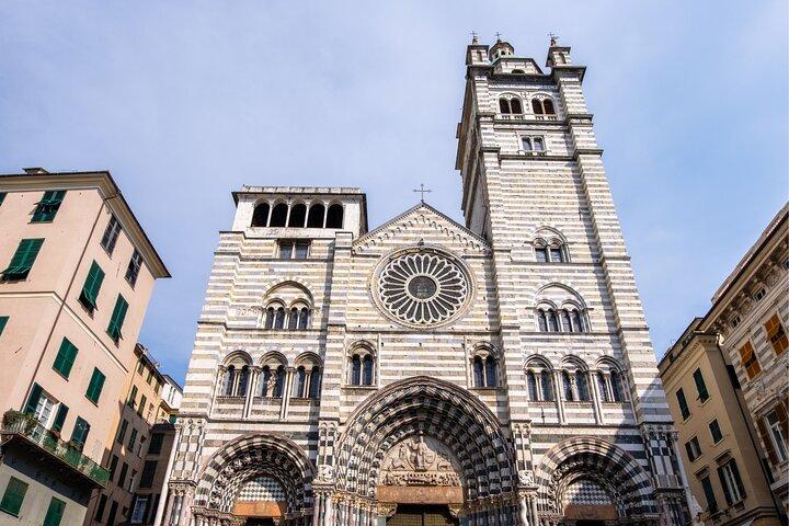 Genoa Scavenger Hunt & Highlights Self-Guided Walking Tour