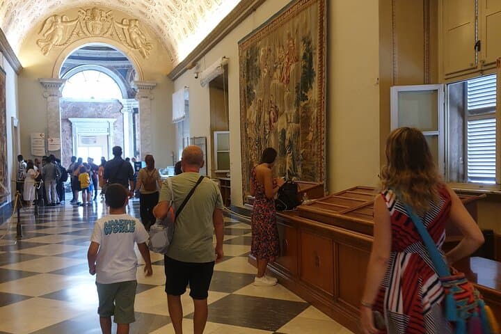 Fast Track Guided Tour Vatican Museum, Sistine Chapel & Basilica