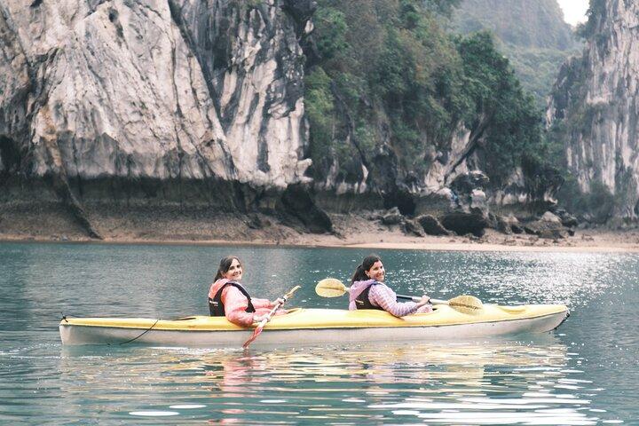 Luxury Catamaran Cruise to Halong & Lan Ha Bay from Hanoi