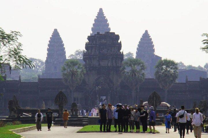 Magically Smart Angkor Explorer _ 2-Day Private Tour