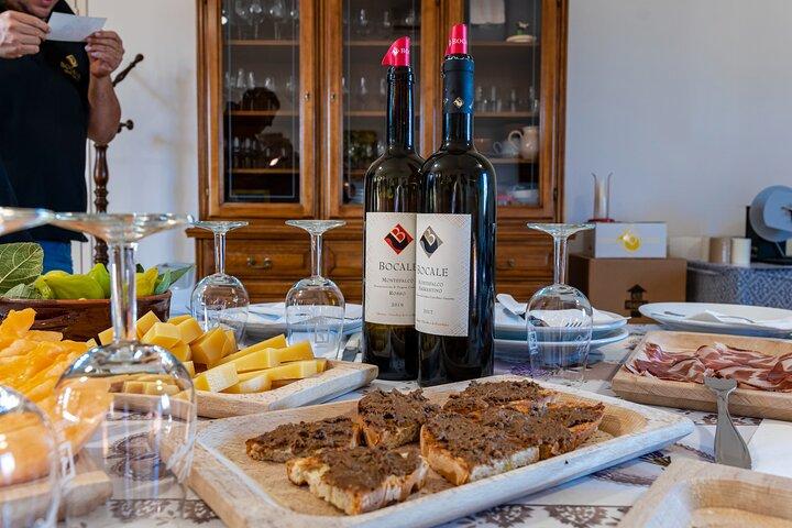 DRINK&FOOD: Private Vineyard and Winery Tour with Tasting