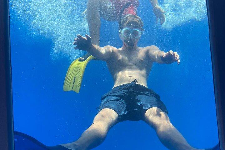 Yellow Submarine Swimming Cruise with Unlimited Drinks