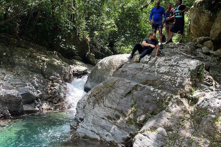 Hiking and Hidden River Tour in Santo Domingo