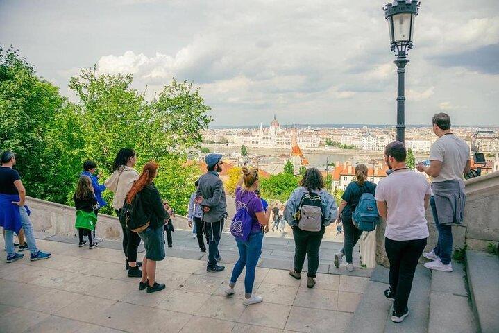Budapest Castle: Secrets & Bastion Free Group Tour