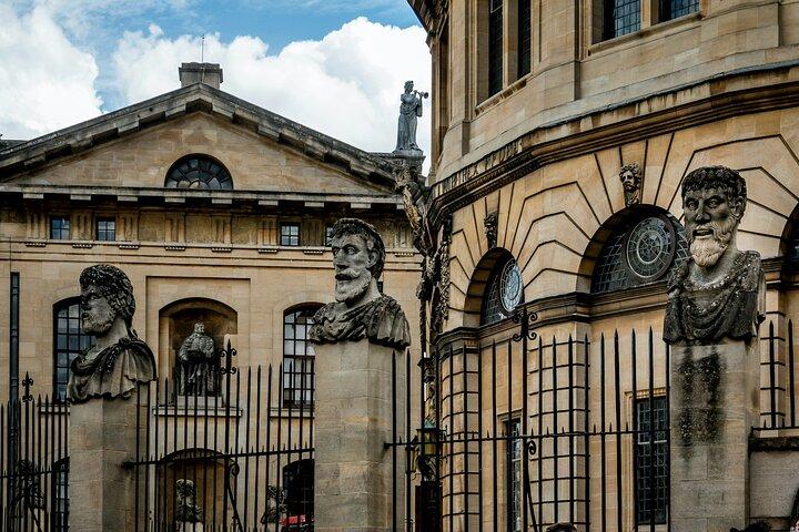 Oxford Scholars and Secrets Self Guided Tour with App