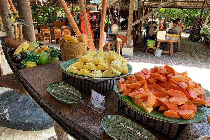 Pattaya Coral Island Tour with Lunch