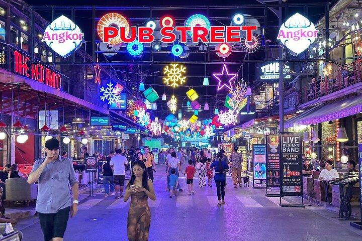 ( Free eSim) Night Market & pub street Night Life walking tour