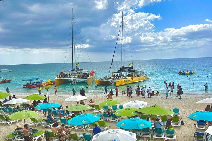 Negril 7 mile Beach and Ricks Cafe Sunset Combo Tour