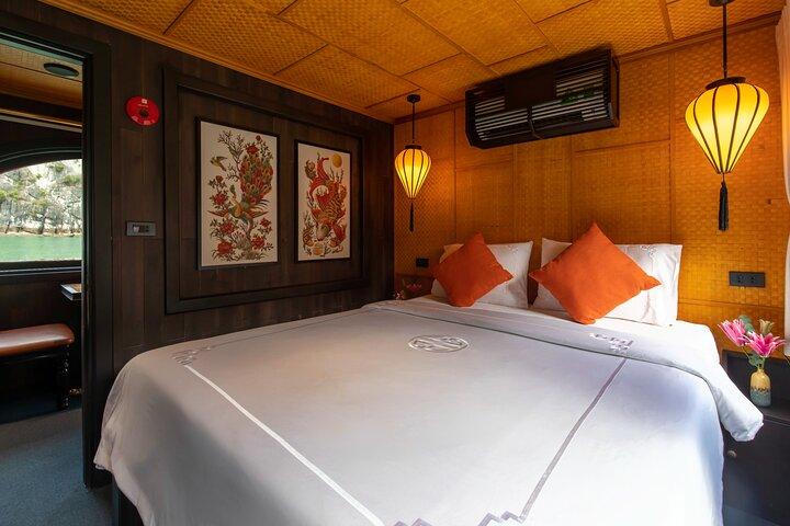 3 days 2 nights Bai Tu Long Bay and Halong Bay - Private Cruise