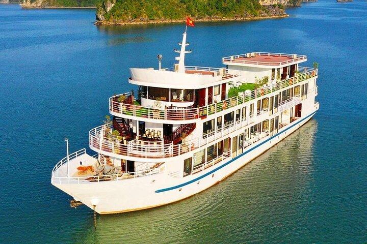 From Hanoi: 2-Day Unveil Lan Ha Bay with Halong Sapphire Cruise